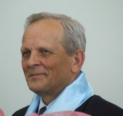 Stolojan: PE nu poate determina CE să facă un alt raport pe MCV, cum vrea USL